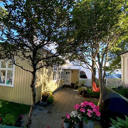 Historic Villa In Downtown Reykjavík Eksteriør billede